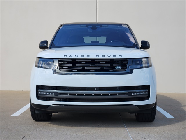 2022 Land Rover Range Rover SE photo 2