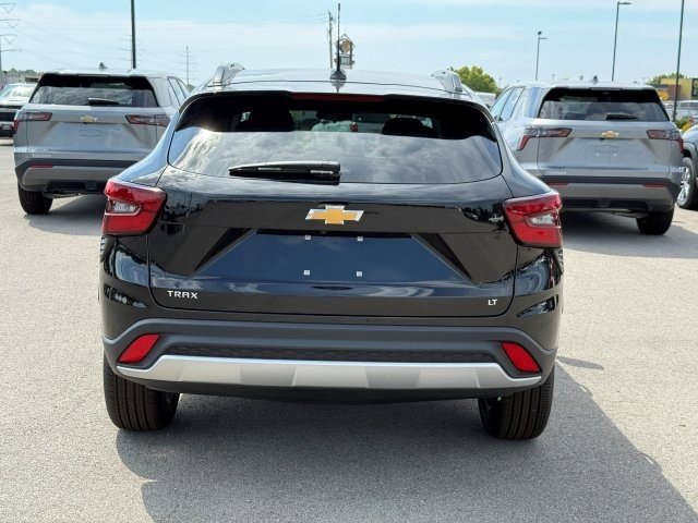 2026 Chevrolet Trax LT photo 5