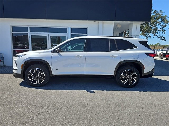 2025 Buick Enclave Sport Touring photo 2