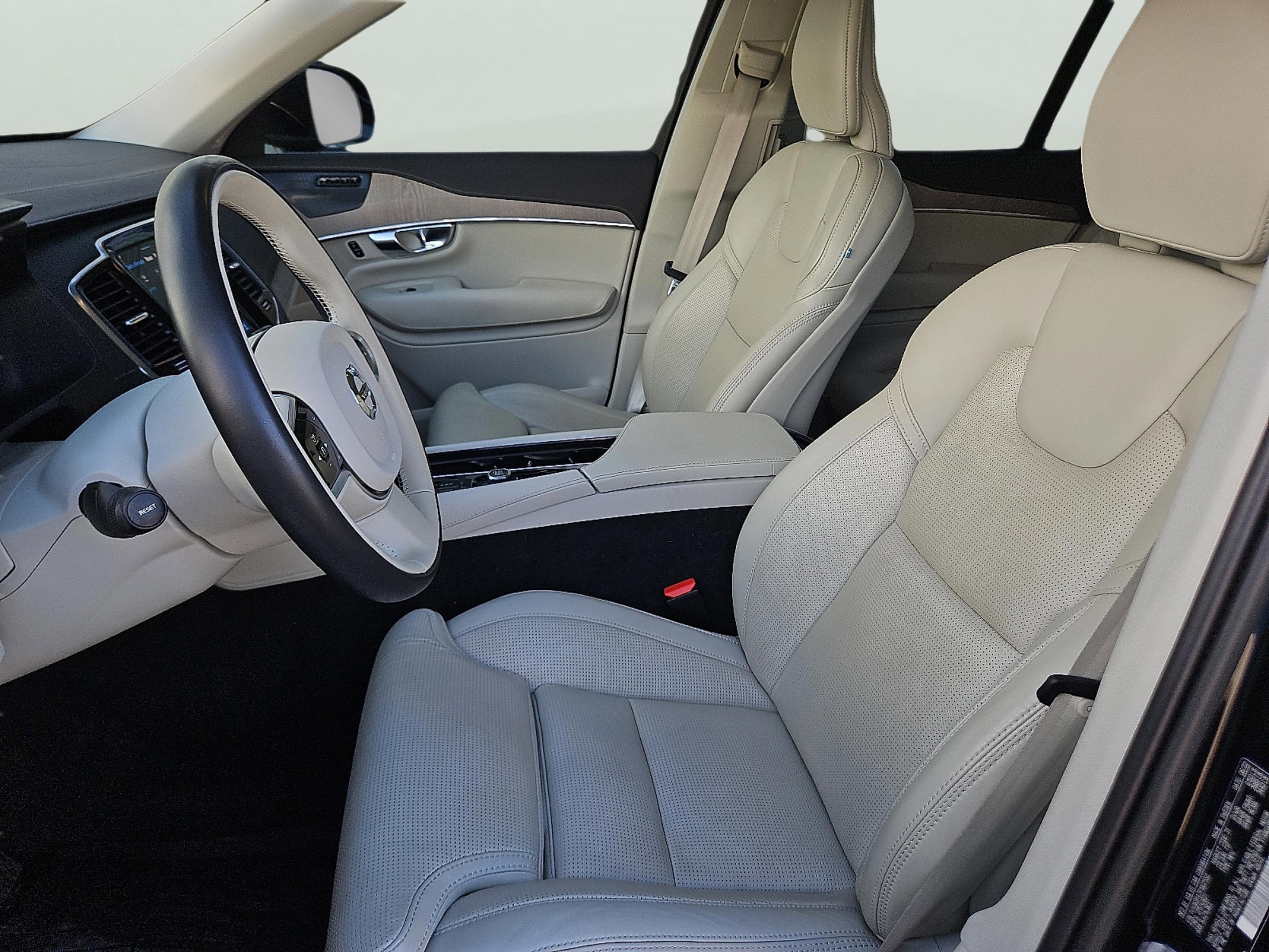2023 Volvo XC90 Ultimate photo 5