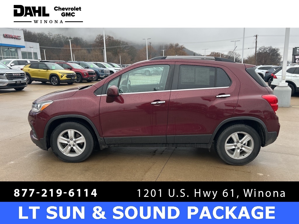 2017 Chevrolet Trax LT photo 4
