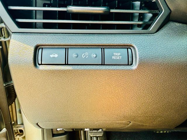 2023 Nissan Altima 2.5 SV photo 10
