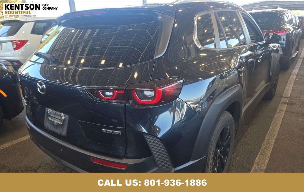 2025 Mazda CX-50 2.5 S Preferred photo 3