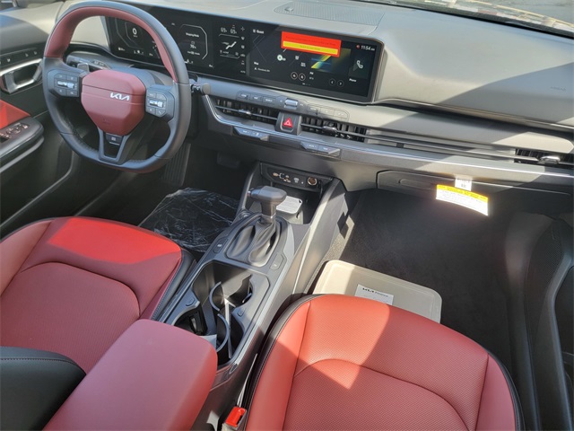 2025 Kia K4 GT-Line photo 29