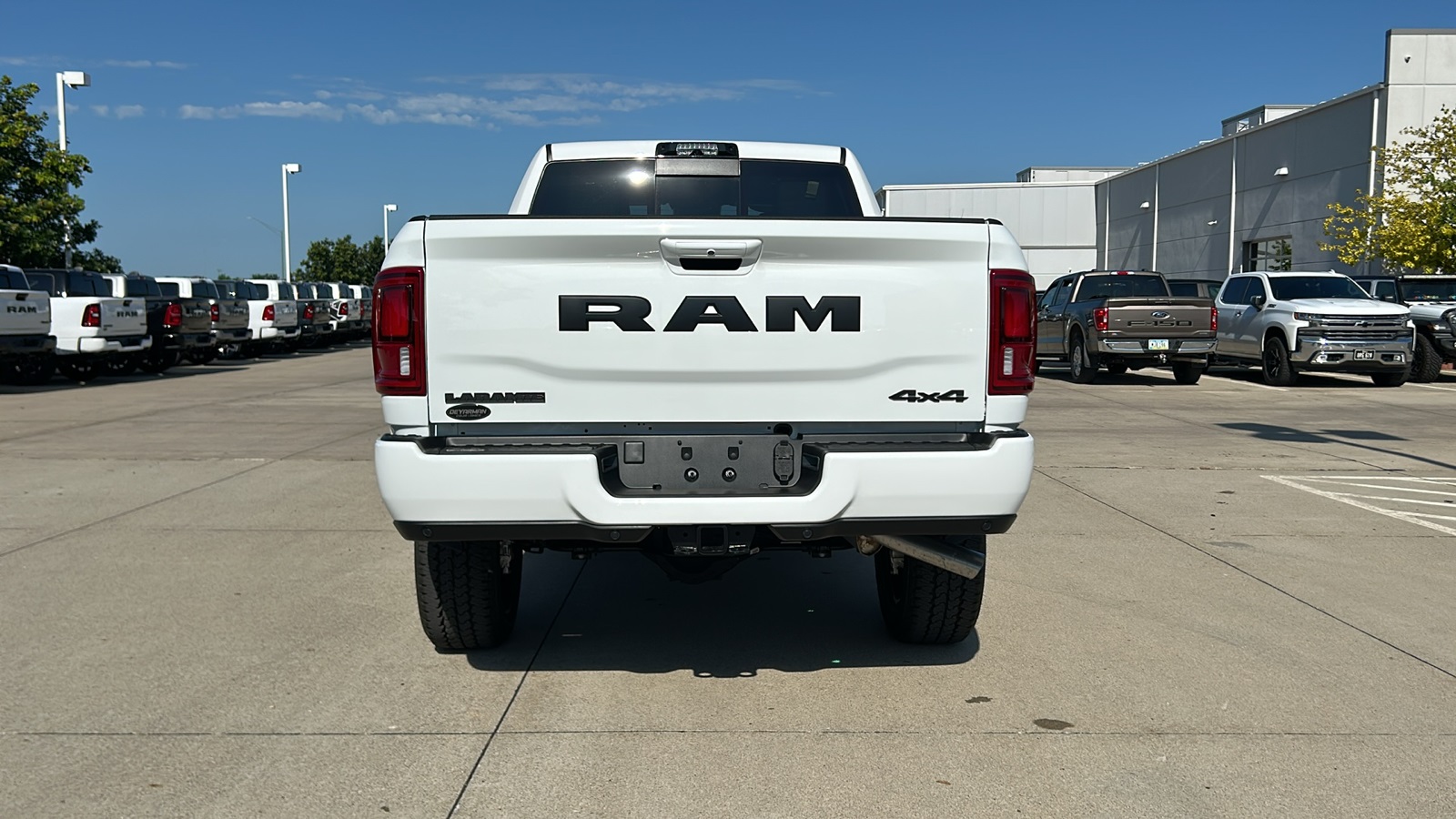 2025 Ram 2500 Laramie photo 4