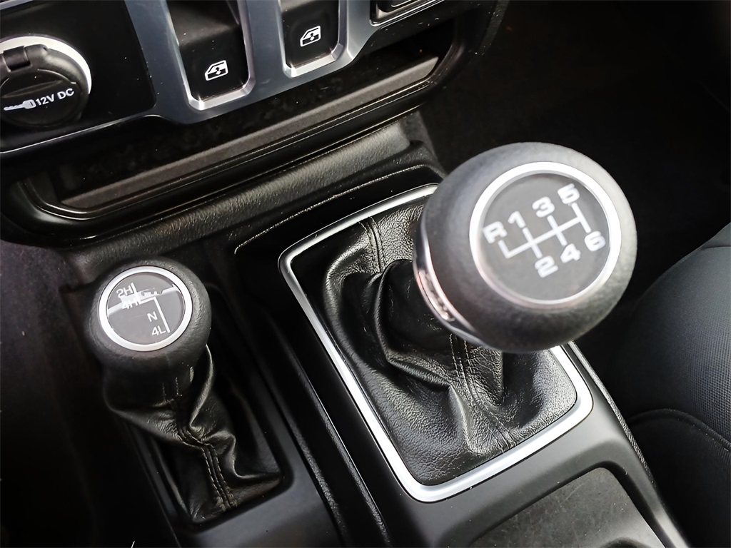 2021 Jeep Wrangler Sport S photo 11