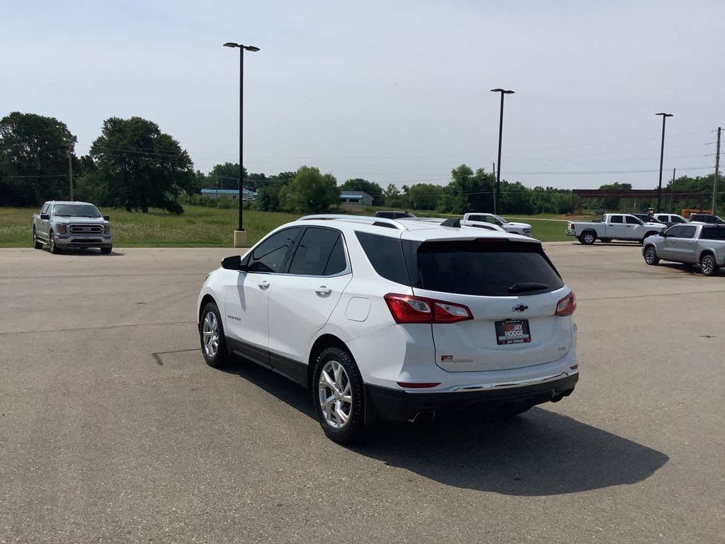 2020 Chevrolet Equinox LT photo 5