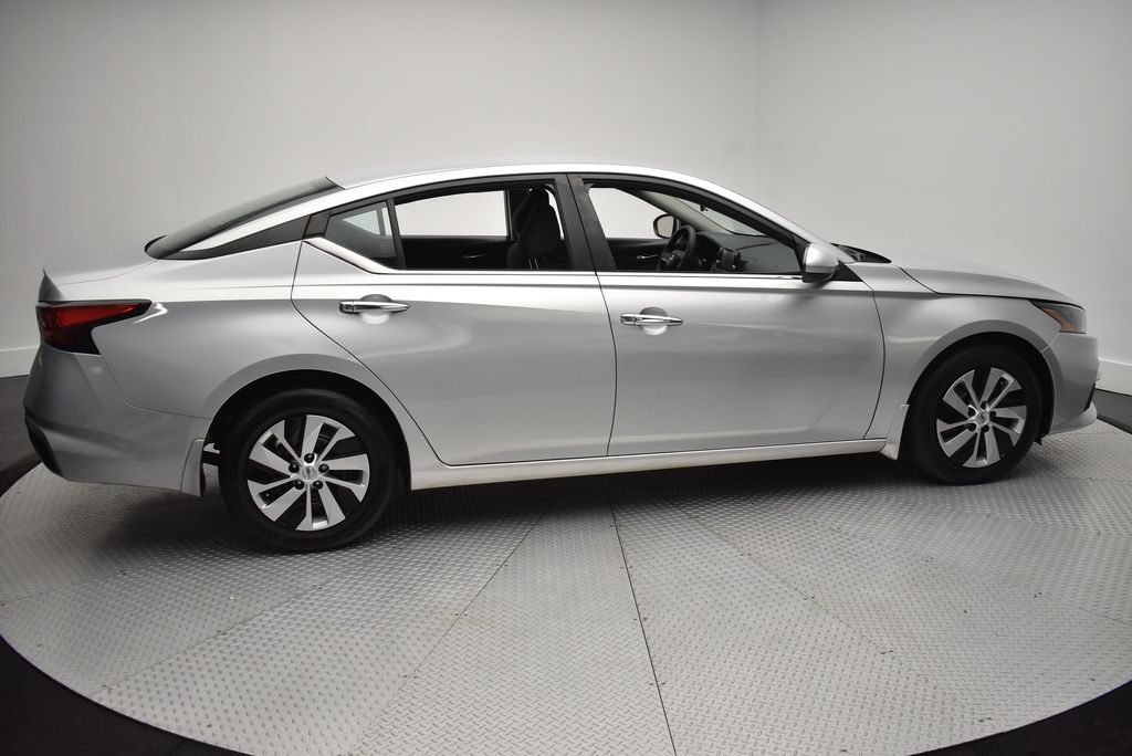 2022 Nissan Altima 2.5 S photo 4