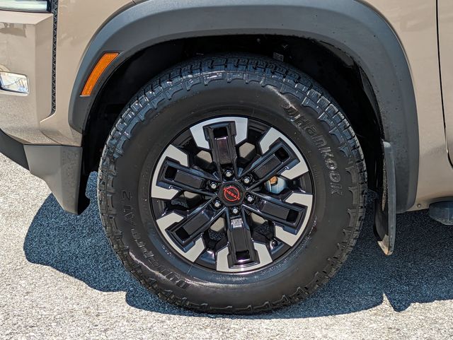2023 Nissan Frontier PRO-X photo 10