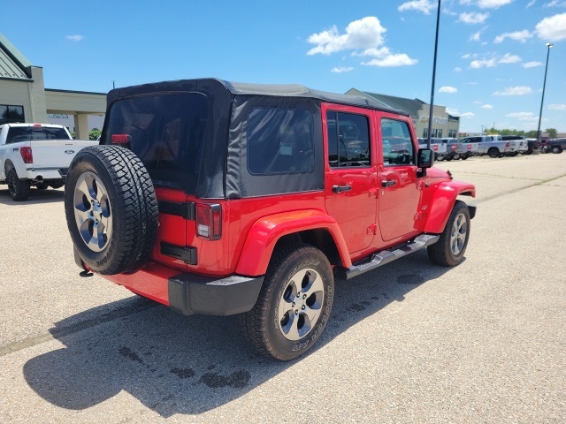 2018 Jeep Wrangler Unlimited Sahara photo 17