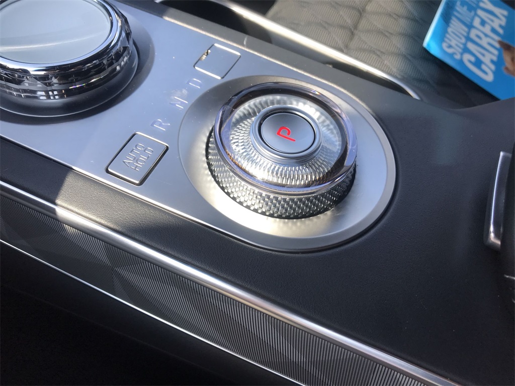 2024 Genesis GV70 3.5T Sport photo 19