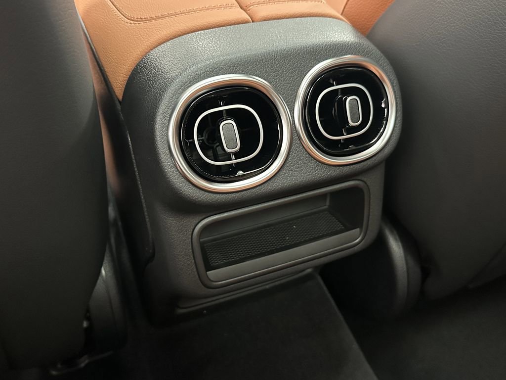 2026 Mercedes Benz GLC 350e 4MATIC photo 27