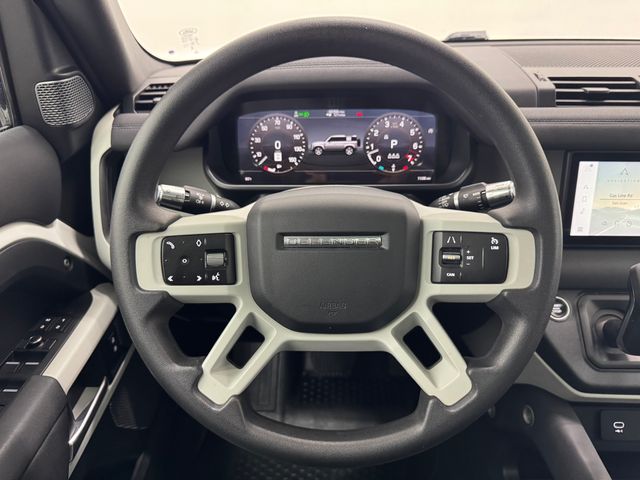 2020 Land Rover Defender 110 SE photo 21