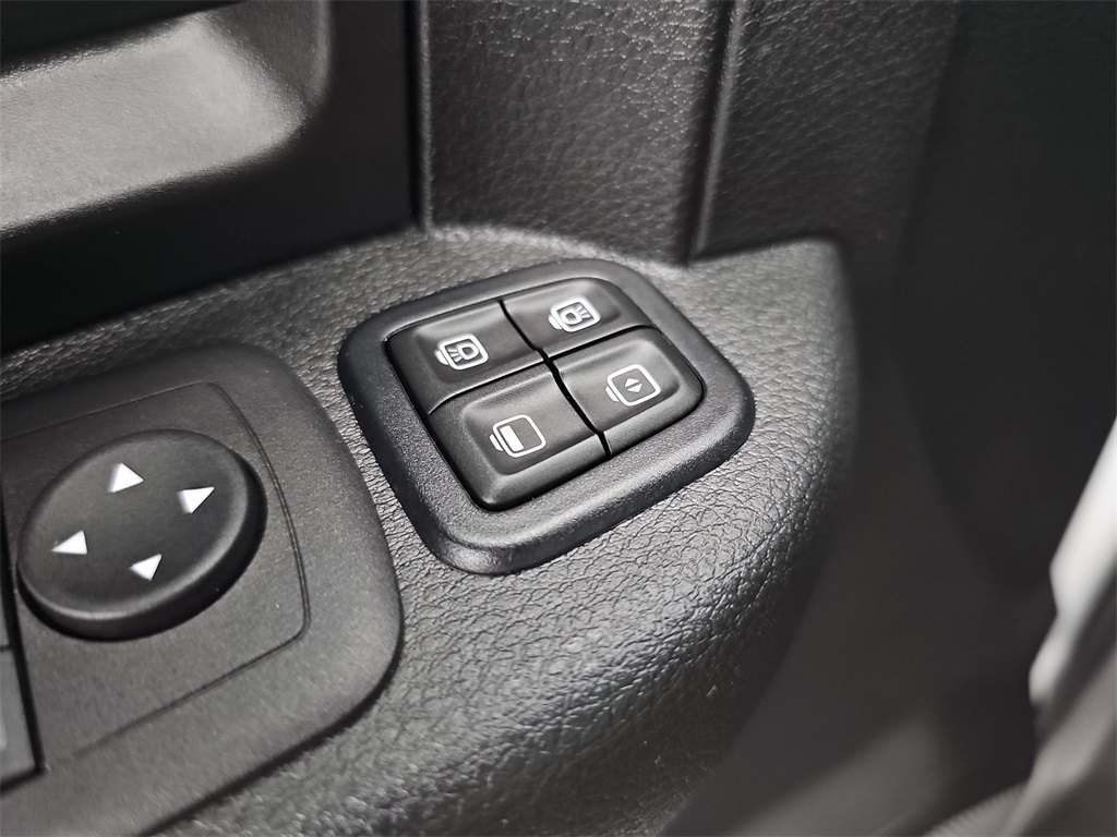 2024 Ram 2500 Tradesman photo 31