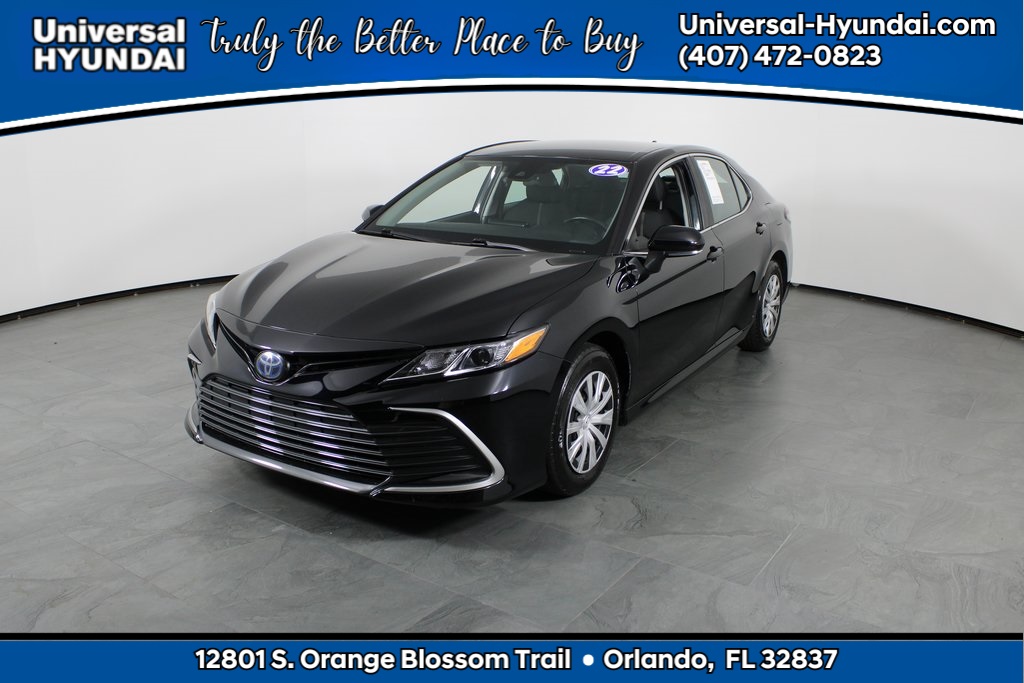 2022 Toyota Camry LE