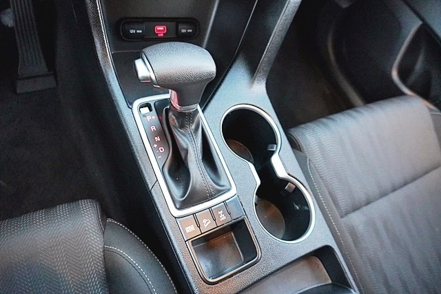Used 2022 Black Kia LX image 28