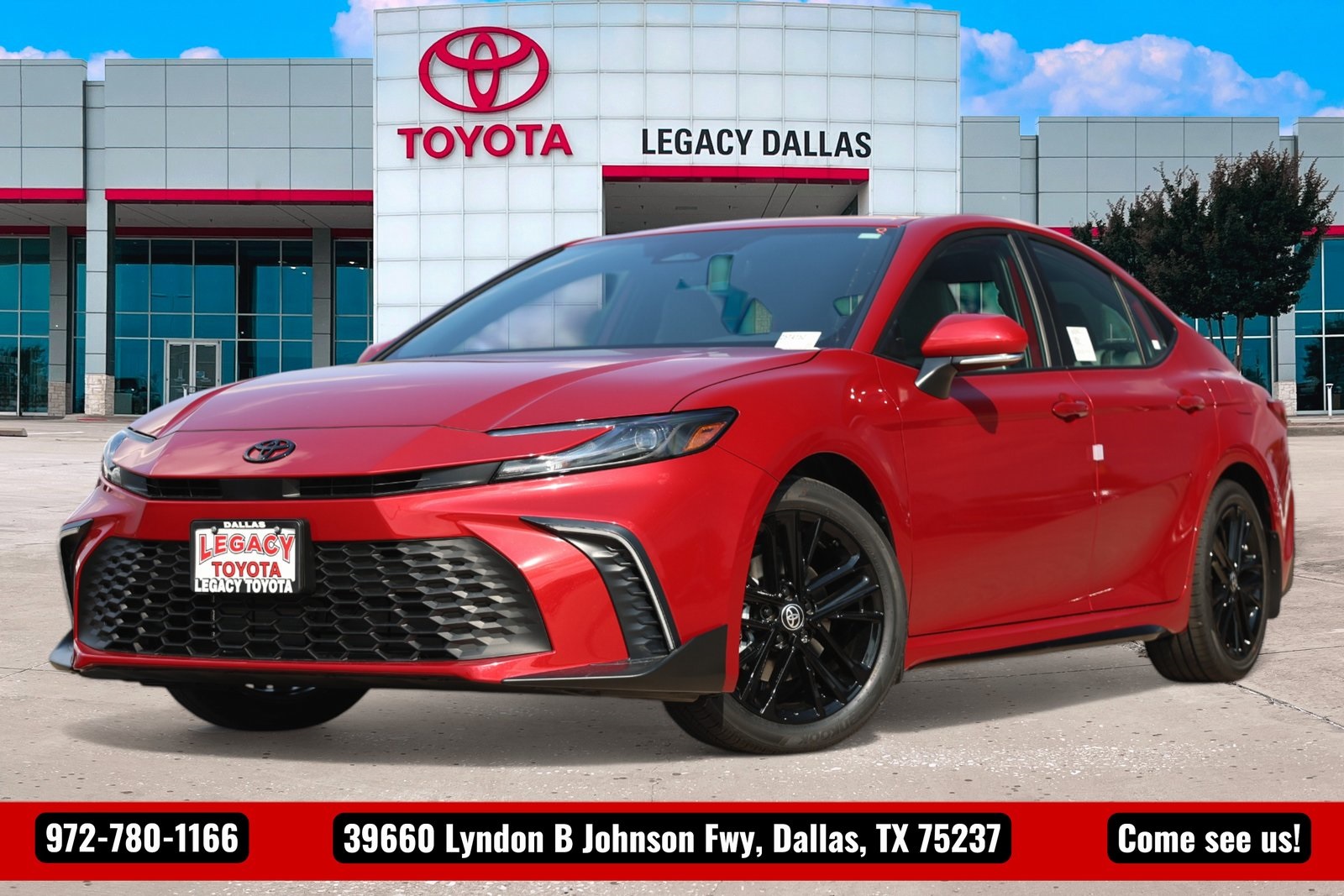 2026 Toyota Camry SE's photo