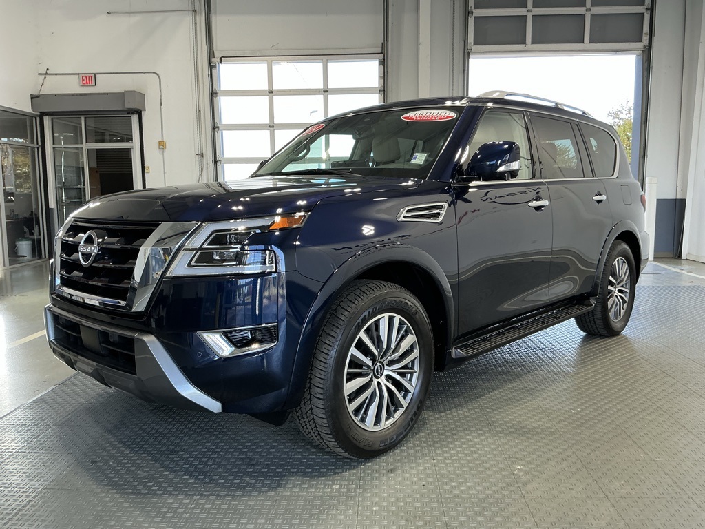 2024 Nissan Armada SL photo 2