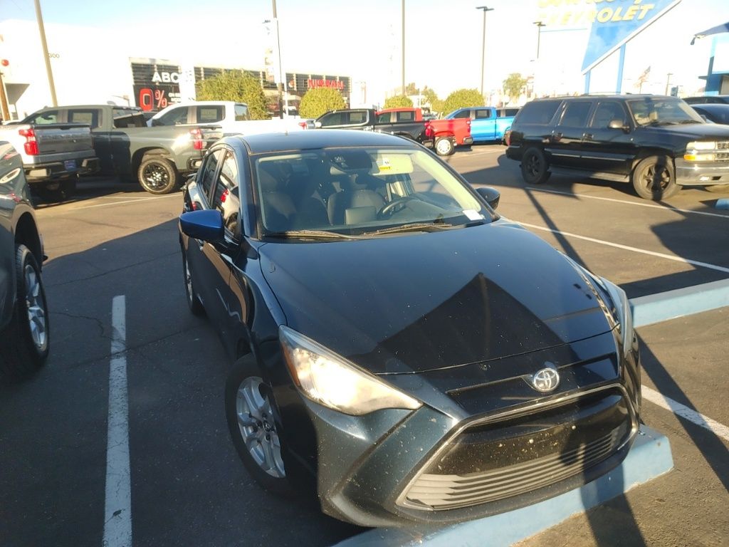 Used 2017 Toyota Yaris iA Base with VIN 3MYDLBYVXHY171765 for sale in Phoenix, AZ