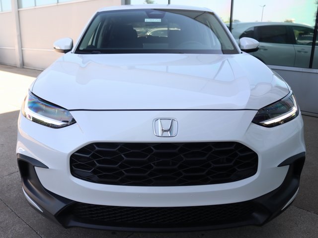2026 Honda HR-V LX photo 2