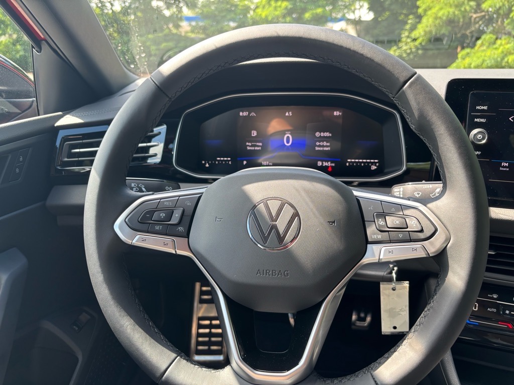 2025 Volkswagen Jetta Sport photo 11