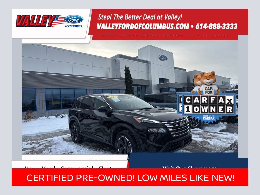 2024 Nissan Rogue SV's photo