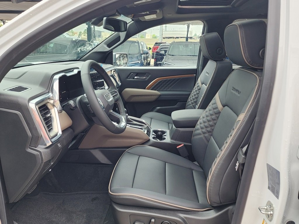 2026 Gmc Canyon Denali photo 15