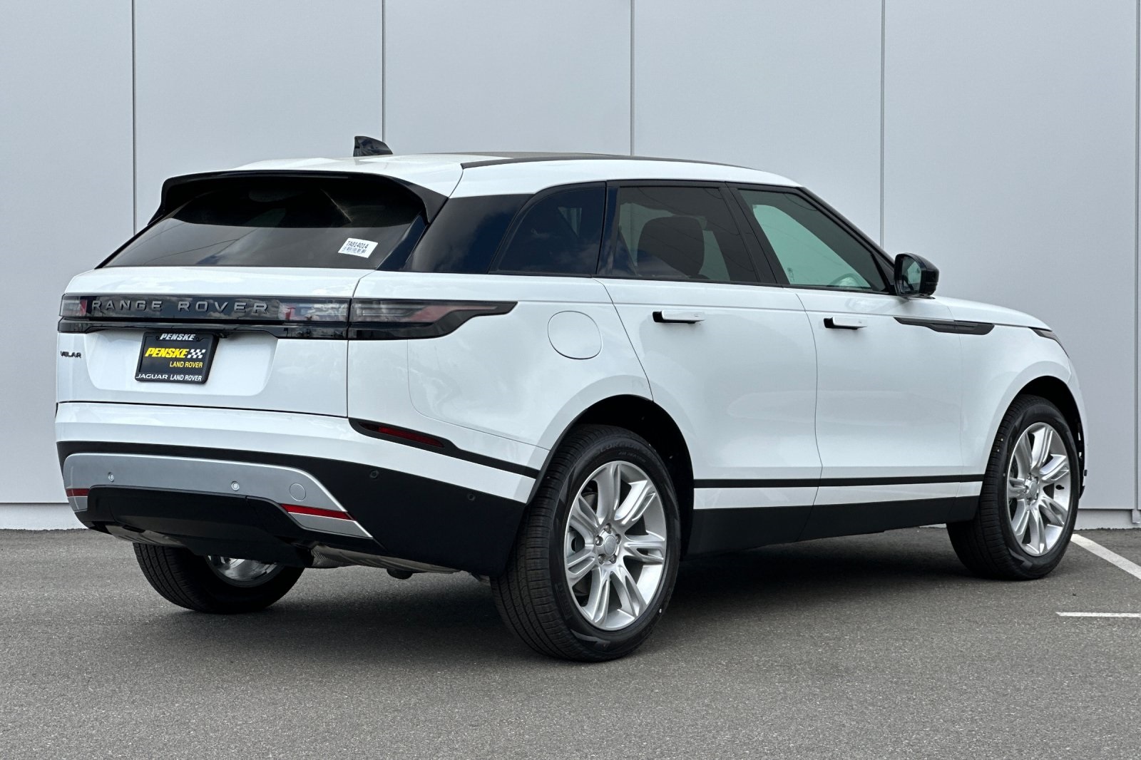 2026 Land Rover Range Rover Velar S photo 4