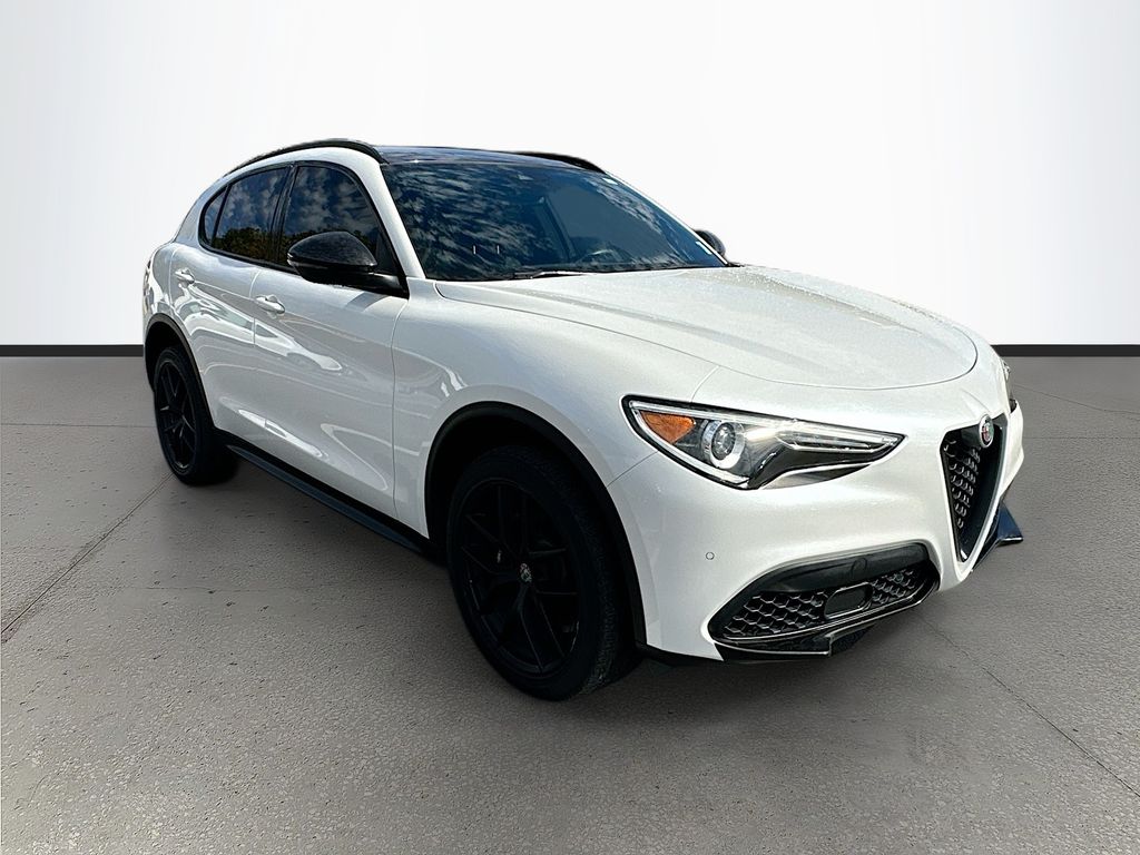 2018 Alfa Romeo Stelvio Ti Sport