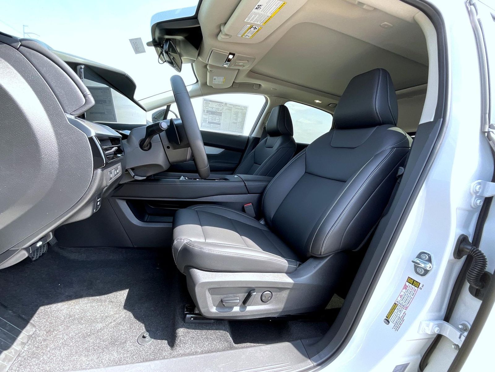 2025 Nissan Murano SL photo 7
