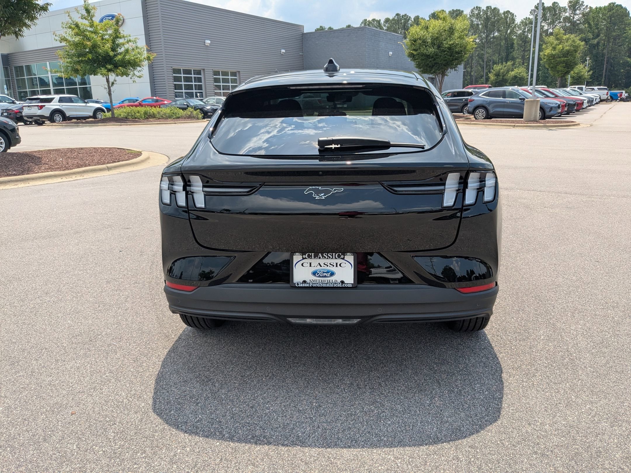 2025 Ford Mustang Mach-E Select photo 8