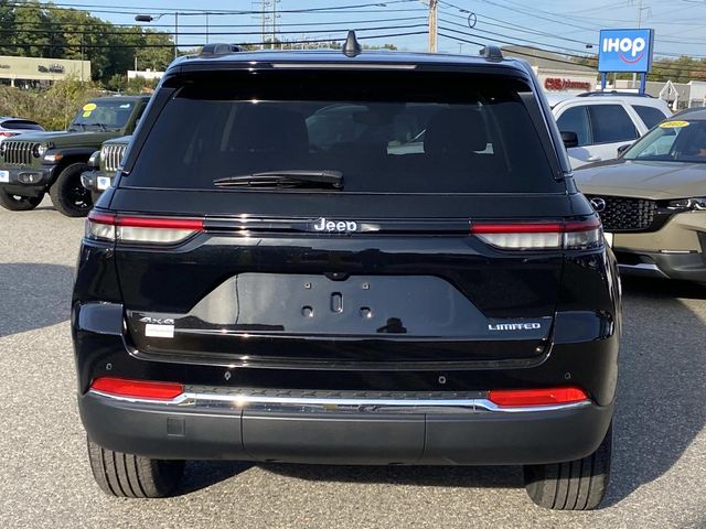 2022 Jeep Grand Cherokee Limited photo 4