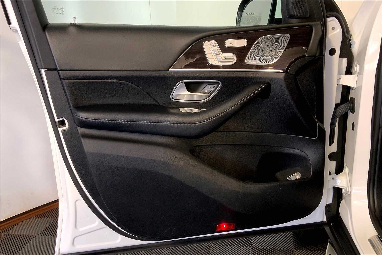2020 Mercedes Benz GLE 350 4MATIC photo 12