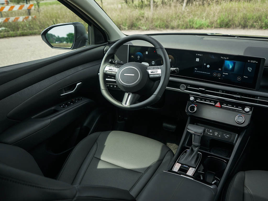 2025 Hyundai Tucson SEL Convenience photo 12