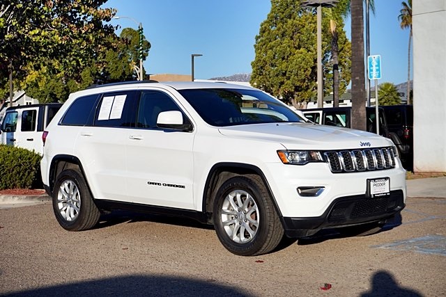 Used 2021 White Jeep Laredo E image 5