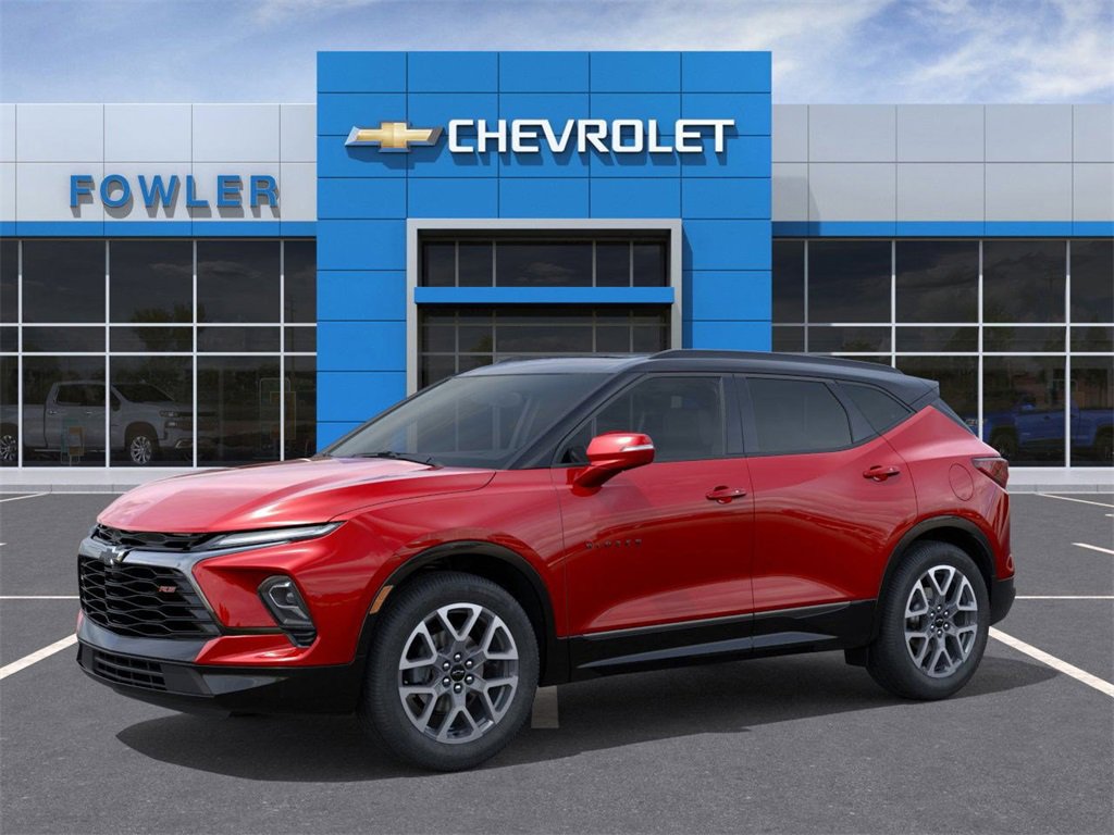 2025 Chevrolet Blazer RS photo 2
