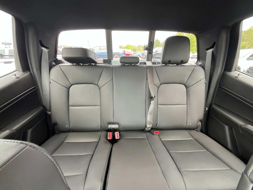 2026 Chevrolet Colorado Trail Boss photo 27