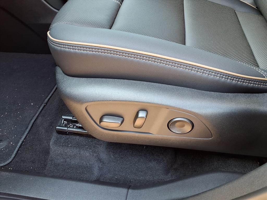 2026 Chevrolet Traverse High Country photo 14