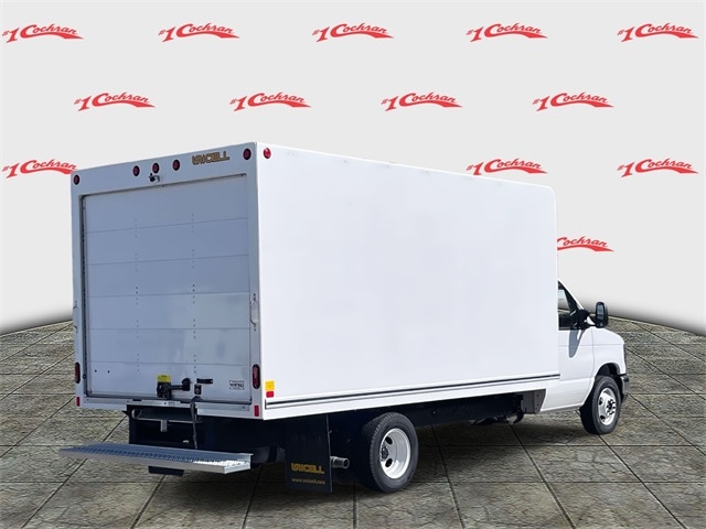 2026 Ford E-350 Base photo 3