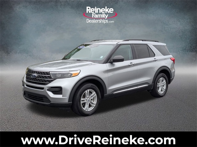 2023 Ford Explorer XLT's photo