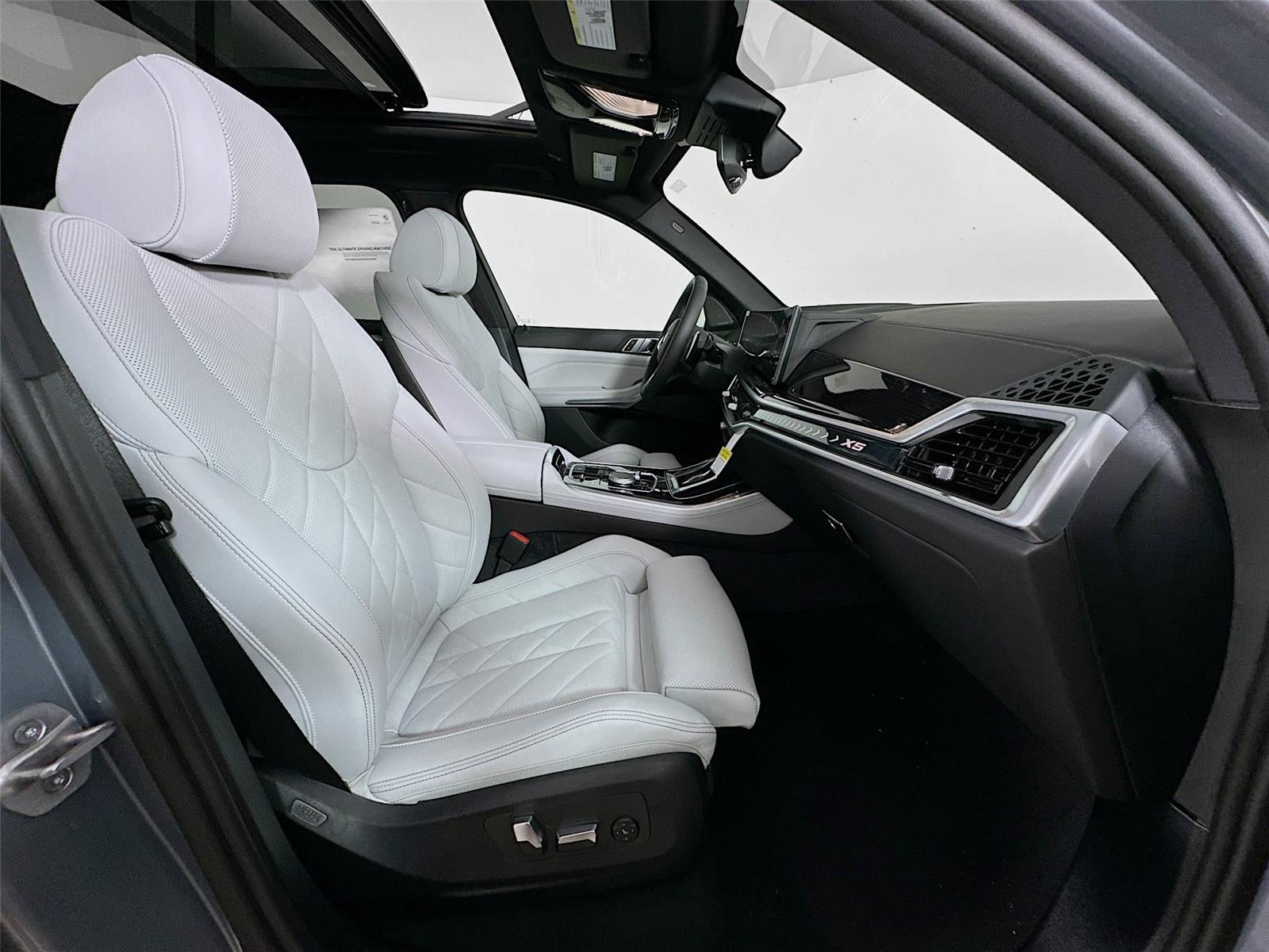 2026 Bmw X5 xDrive50e photo 28