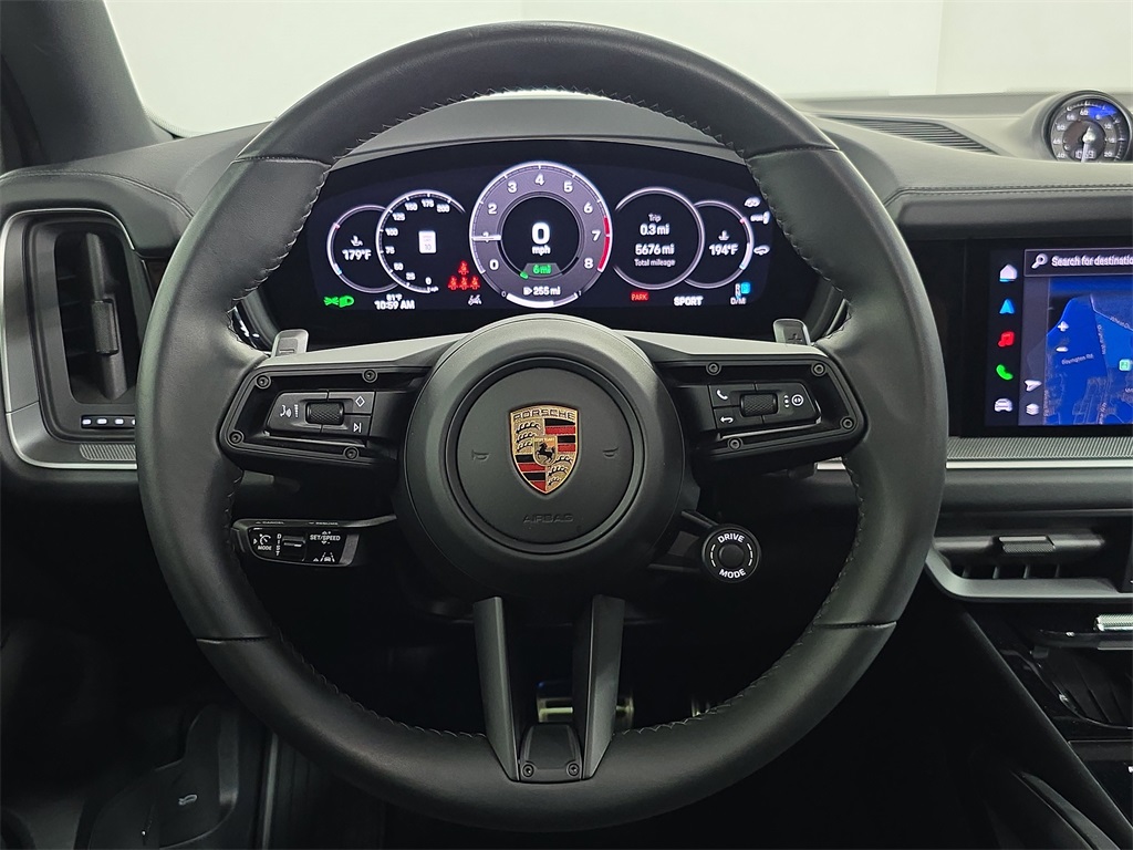 2024 Porsche Cayenne E-Hybrid S photo 12