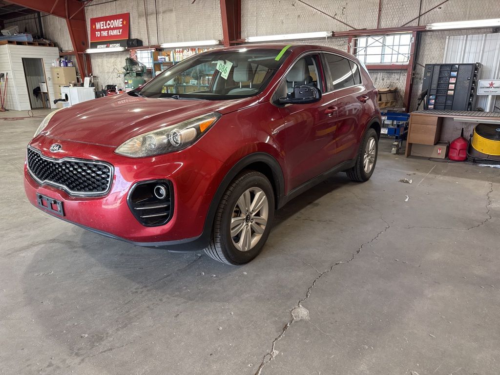 Used 2018 Kia Sportage LX with VIN KNDPMCACXJ7311652 for sale in Newton, KS