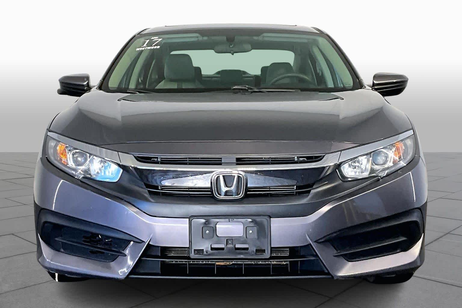 2017 Honda Civic EX photo 3