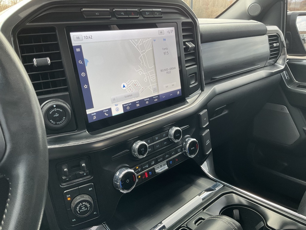 2023 Ford F-150 Lariat photo 3