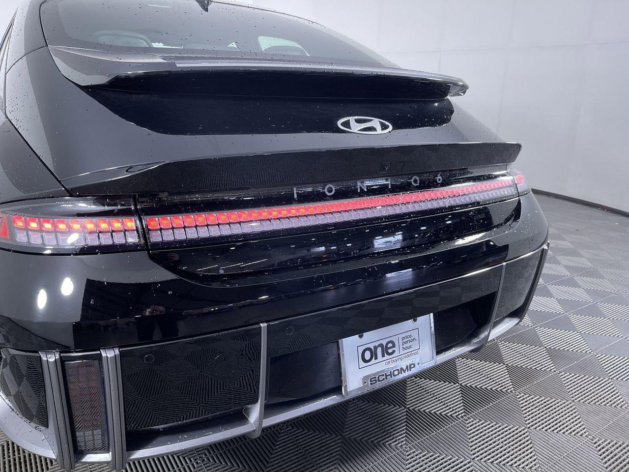 2025 Hyundai Ioniq 6 SEL photo 11