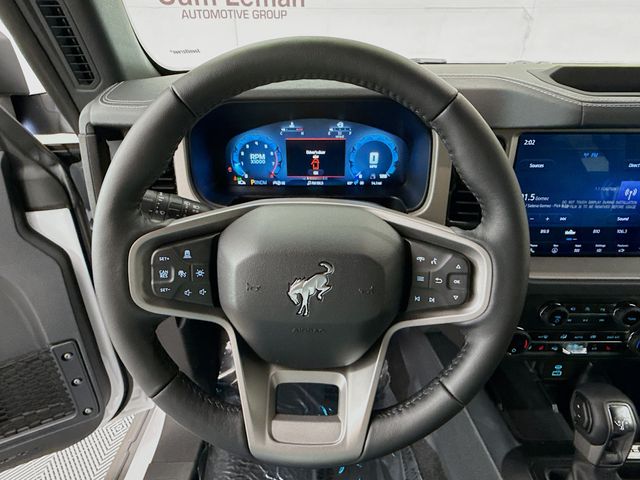 2025 Ford Bronco Outer Banks photo 11