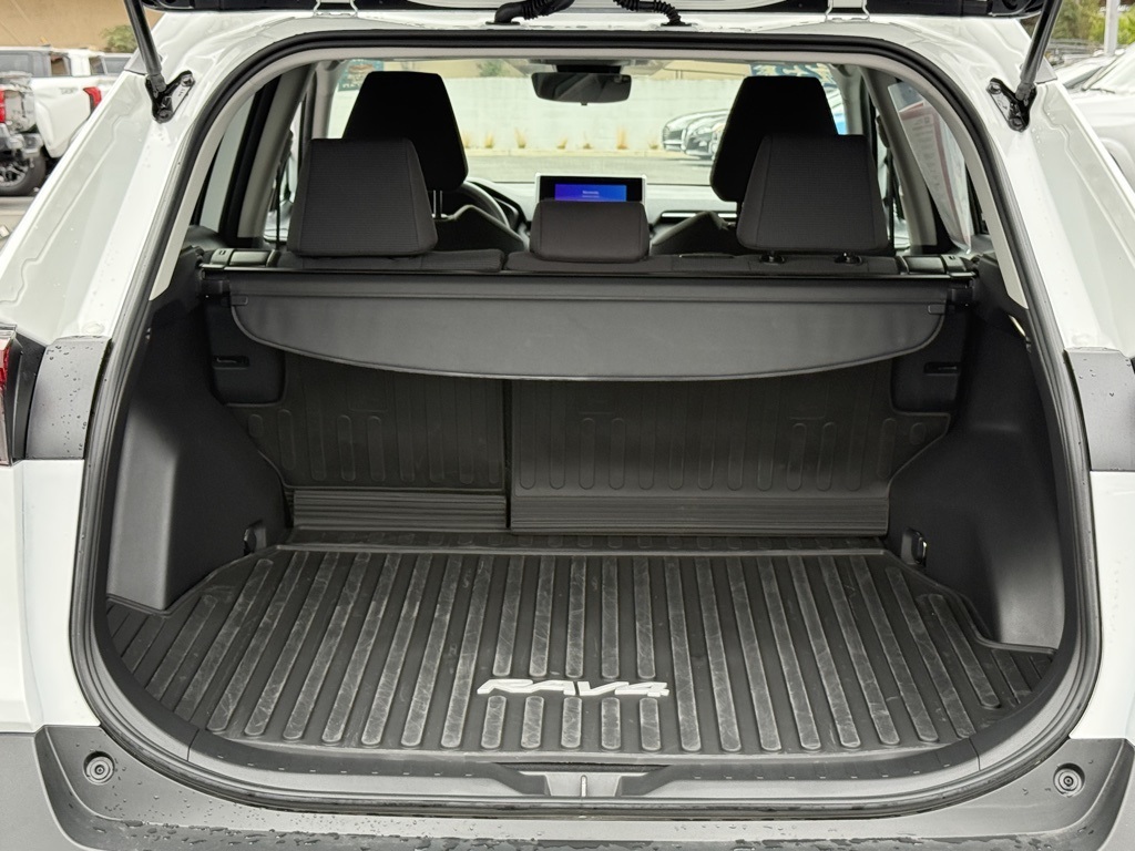 2025 Toyota RAV4 LE photo 14