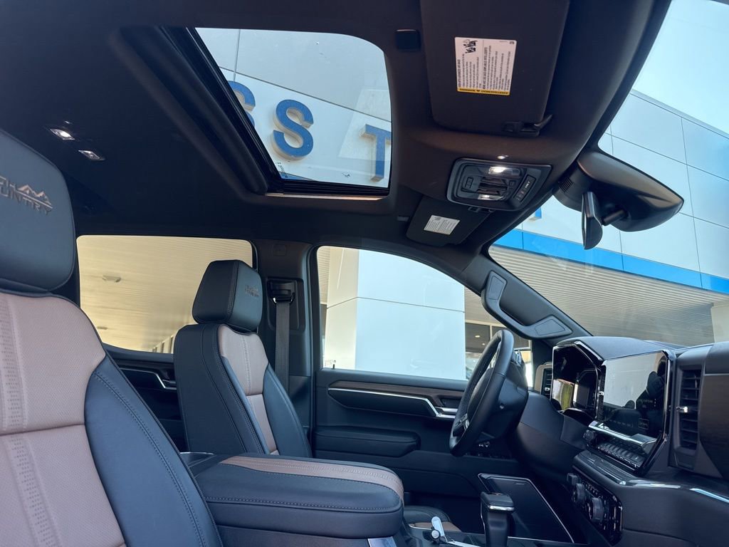 2024 Chevrolet Silverado 1500 High Country photo 22