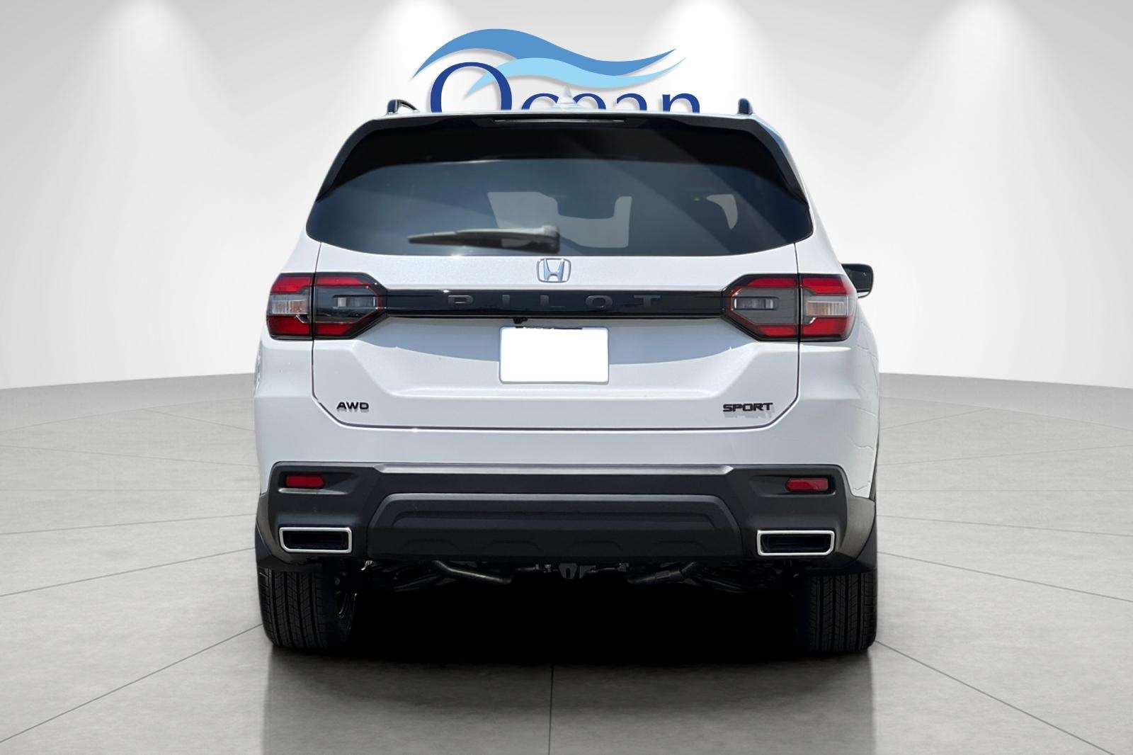 2025 Honda Pilot Sport photo 3